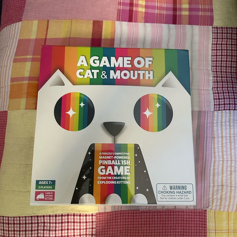 Sealed! A Game of Cat and Mouth